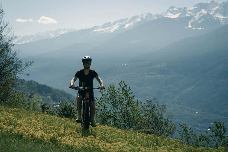 E-Bike Fun with Indomita - Enjoy a Scenic Ride through the Valtellina Valley