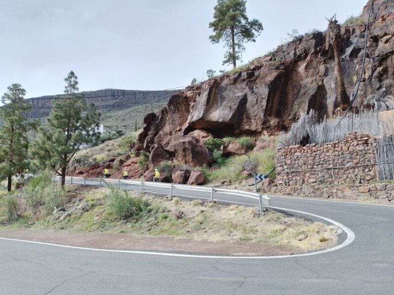 E-Bike Mountain Tour in Natural Park +Option Tapas in a Cave - Visiting the Ayagaures Dam and Bridge Views