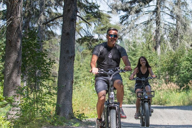 E-Bike rental - 4 hour and Hiking in the Park - Explore Quebec’s Scenic Rivière à Mars on a 4-Hour E-Bike and Hike Tour