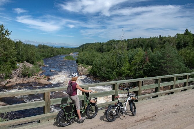 E-Bike rental - 4 hour and Hiking in the Park - The Route and Stops Along the Rivière à Mars