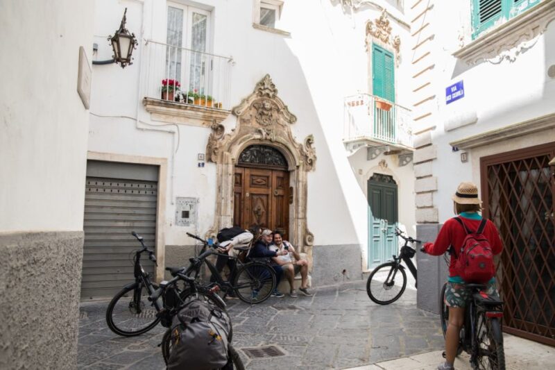 e-bike ring tour between Locorotondo and Martina Franca - Suitability for Different Travelers