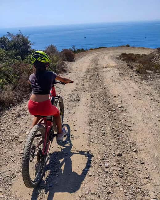 E-Bike & Snack with Goat Ice Cream on a Panoramic Hill on Elba Island - Key Points