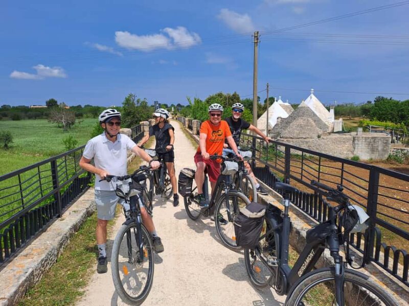 e-bike tour along the Apulian Aqueduct cycleway - Visiting the Trulli in the Countryside