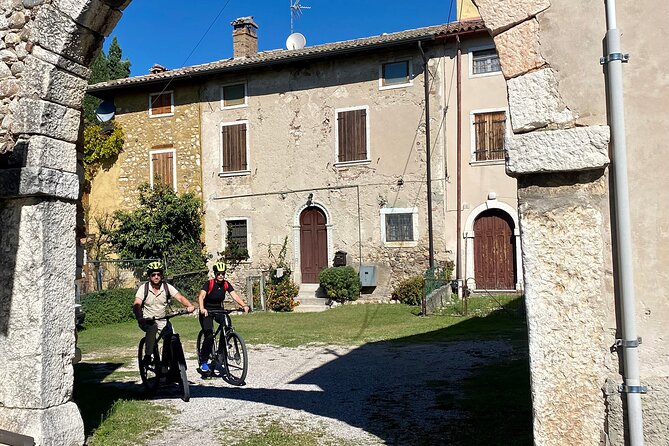 E-Bike tour and Wine tasting in the Austrian Fort from Pastrengo - Explore Veneto’s Countryside on an E-Bike with Scenic Villages and Lake Garda Views