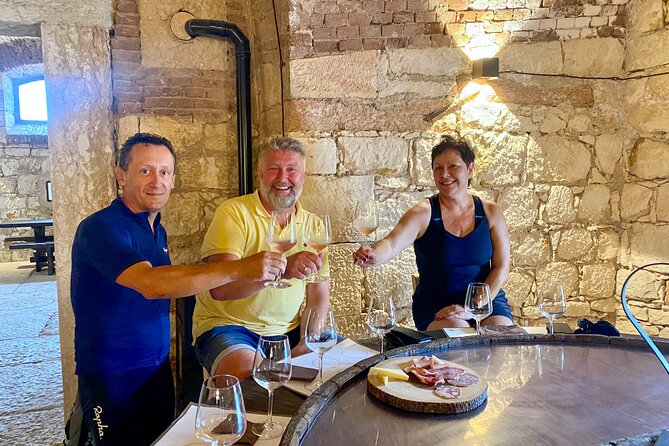 E-Bike tour and Wine tasting in the Austrian Fort from Pastrengo - Lazise: A Historic Lakeside Town from the Inside
