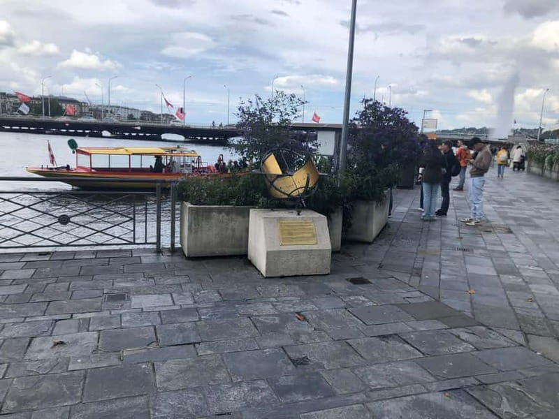 E-bike Tour Geneva Old Town with Free Museum Entry - Self-Guided Tour of the Patek Philippe Watch Museum