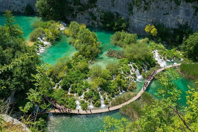 E-Bike tour Plitvice Big Waterfall Viewpoints & Tito's Villa - What Sets This Tour Apart from Others in Plitvice