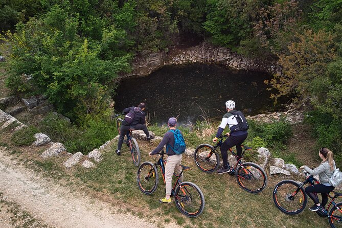 E Bike Tour with wine and olive oil tasting in Vodnjan - The Guide and Personal Touch
