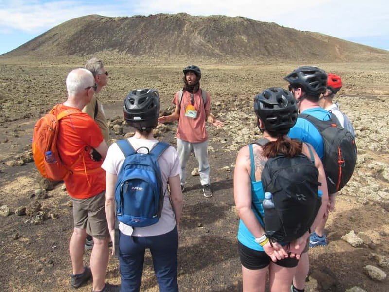 E-Biking among volcanoes - Starting Point at Corralejo and Meeting Arrangements