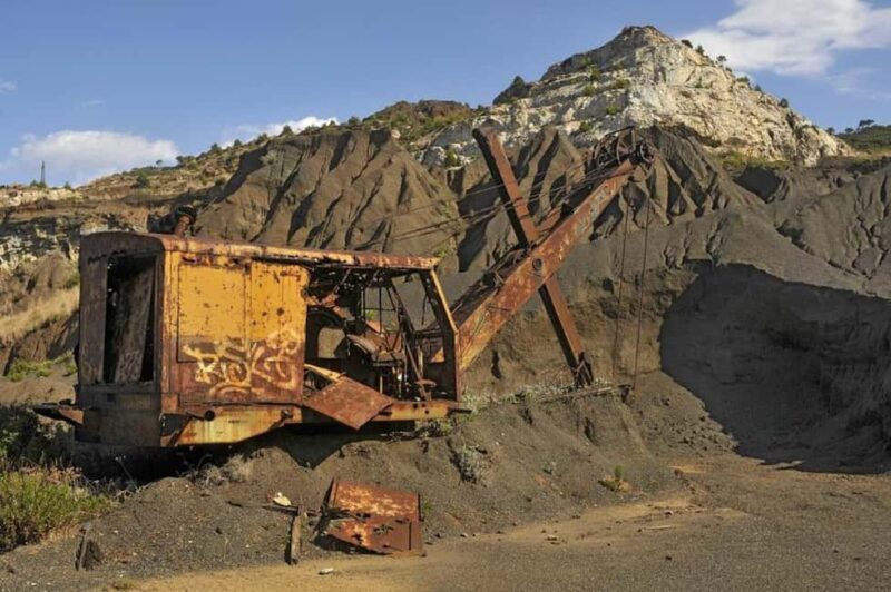 E-biking inside the mine tunnels on Monte Calamita, Capoliveri - Suitability and Accessibility Considerations