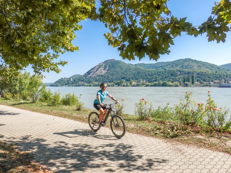 E-Mountain Bike Adventure in the Danube Bend - The Guide: Knowledgeable and Friendly