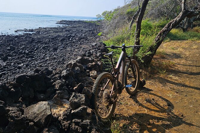 E-Mountain Bike Tour in South Point Hawaii - The Route: From Coastal Trails to Lava Flows