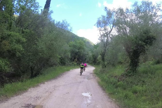 e-MTB Tour - Analipsis Area [42Km - 26Mi] - The Experience’s Highlights and Unique Features