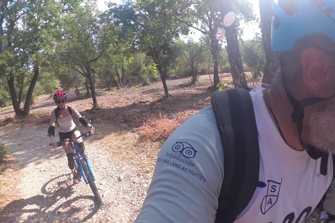 e-MTB Tour - Durrells Farm & Crab Lake [30Km - 18Mi] - Visiting Durrells Farm and Gaidarana Lake