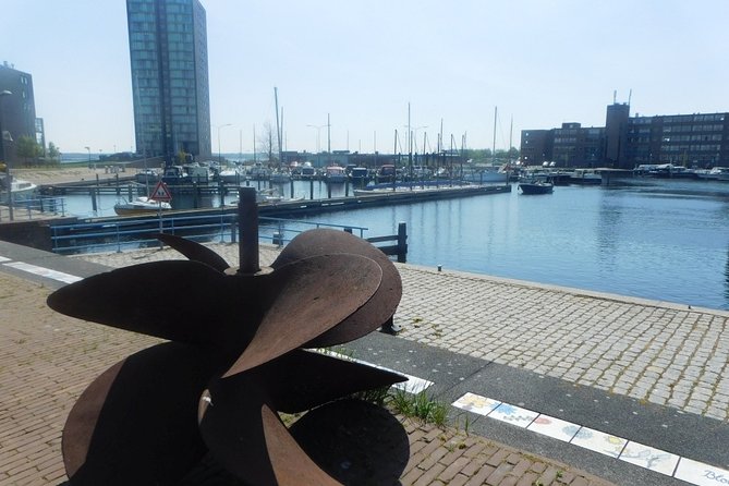 e-Scavenger hunt Almere: Explore the city at your own pace - Duration and Pacing