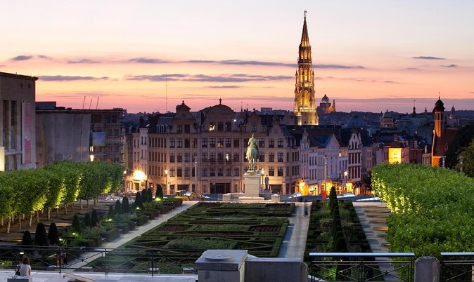 e-Scavenger hunt Brussels: Explore the city at your own pace - The Range of Stops and Clues