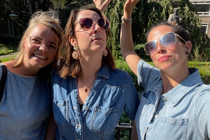 e-Scavenger hunt Charlottetown: Explore the city at your own pace - Exploring the Stops: From City Hall to Waterfront