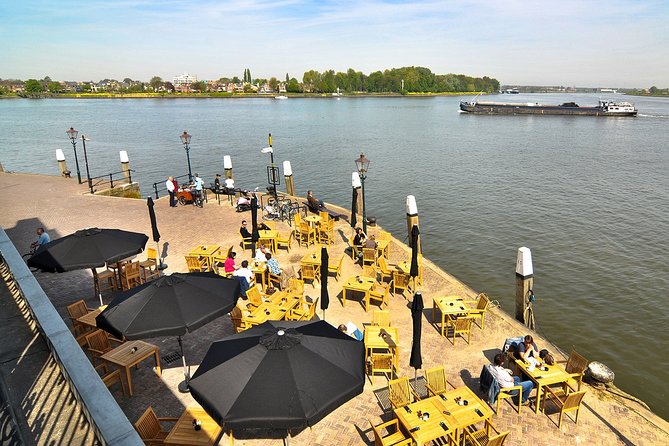 e-Scavenger hunt Dordrecht: Explore the city at your own pace - The Value of an Unrestricted City Adventure