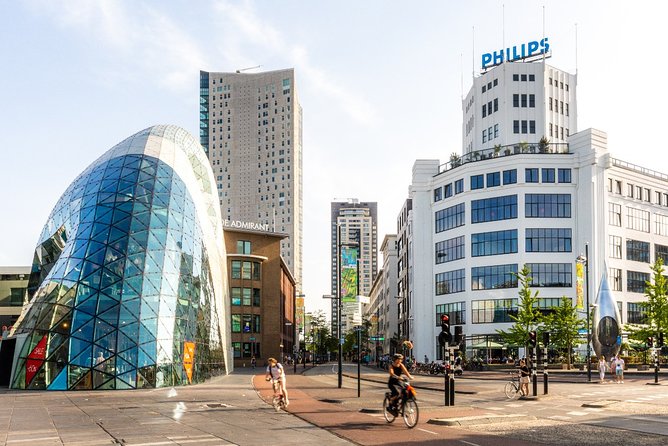 e-Scavenger hunt Eindhoven: Explore the city at your own pace - Accessibility and Suitable Audience