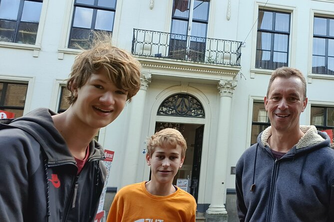 e-Scavenger hunt Enschede: Explore the city at your own pace - Accessibility and Group Experience: Designed for Everyone