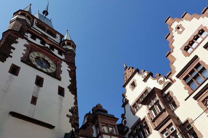 e-Scavenger hunt Freiburg: Explore the city at your own pace - The Castle Hill Tower and City Parks