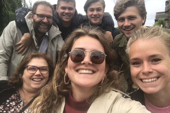 e-Scavenger hunt Ghent: Explore the city at your own pace - Walking Through Ghent’s City Center and Korenmarkt