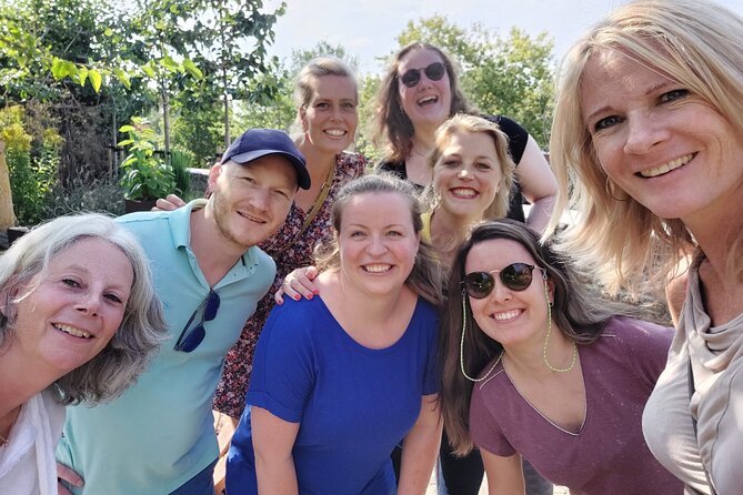 e-Scavenger hunt Honfleur: Explore the city at your own pace - The Unique Stops for Salt and History Enthusiasts