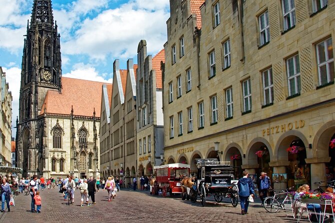 e-Scavenger hunt Münster: Explore the city at your own pace - Practicalities: Accessibility and Group Size
