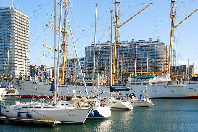 e-Scavenger hunt Ostend: Explore the city at your own pace - Walking the Longest Pier on the Coast