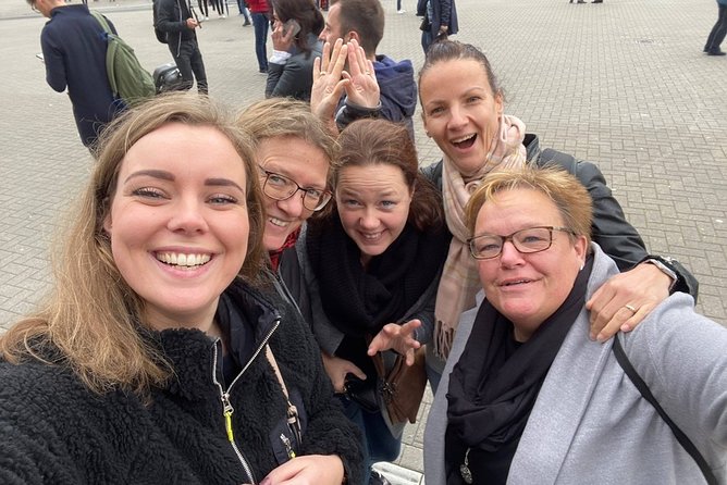 e-Scavenger hunt Schagen: Explore the city at your own pace - Group Size and Activity Suitability