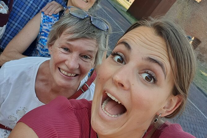 e-Scavenger hunt Zierikzee: Explore the city at your own pace - The Sint-Lievensmonstertoren and Religious Heritage