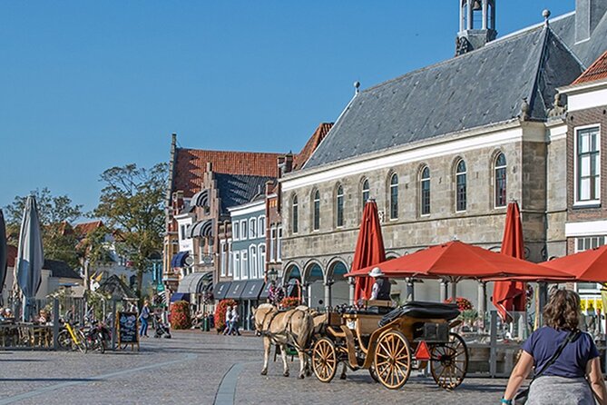 e-Scavenger hunt Zierikzee: Explore the city at your own pace - Oude Haven and the Maritime Museum