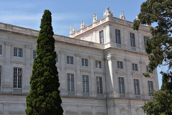 E Ticket to National Palace of Ajuda with Lisbon Audio Tour - Comparing This Tour to Other Lisbon Experiences