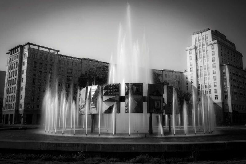 East Berlin: City of Shadows Walking Tour - Key Points