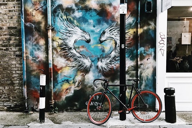 East End & Street Art Guided Walking Tour Semi-Private 12ppl Max - Shoreditch High Street: Trendy Bars and Cultural Vibe