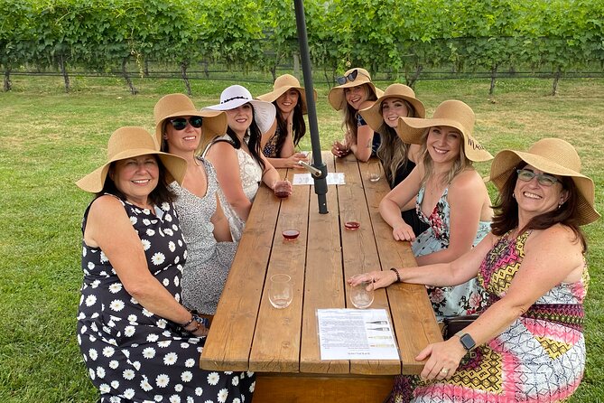 East Kelowna Half Day Wine Tour- Incl. Tasting Fees & Guide Grat! - Experience Kelowna’s Best Wineries in Four Hours