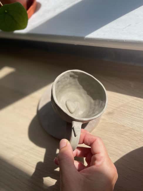 Eastbourne Pottery Class with Wine - Key Points