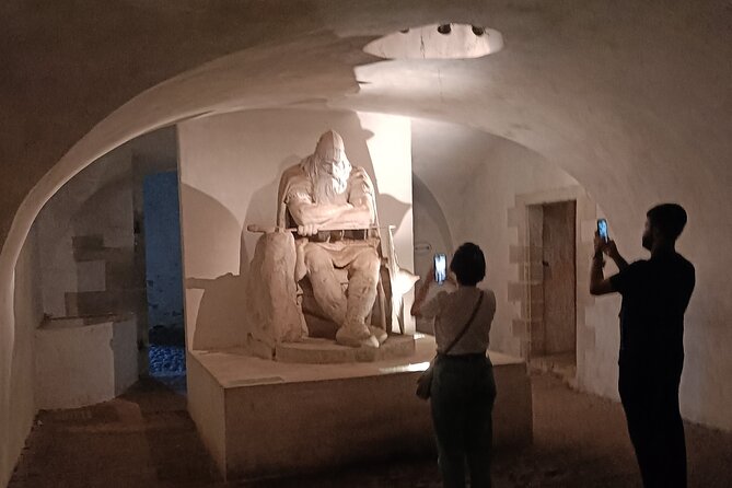 Easy Tour; Castle, Palace & Cathedral, Winter - What Sets This Tour Apart