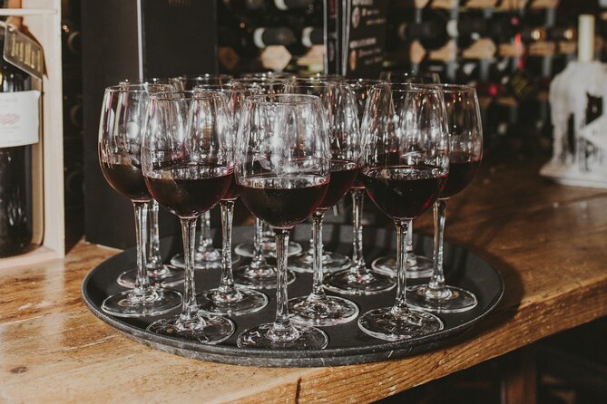 EAT AND DRINK LIKE A LOCAL - Wine Tasting in Trastevere w/ Gelato - The Guide: Knowledgeable, Engaging, and Local