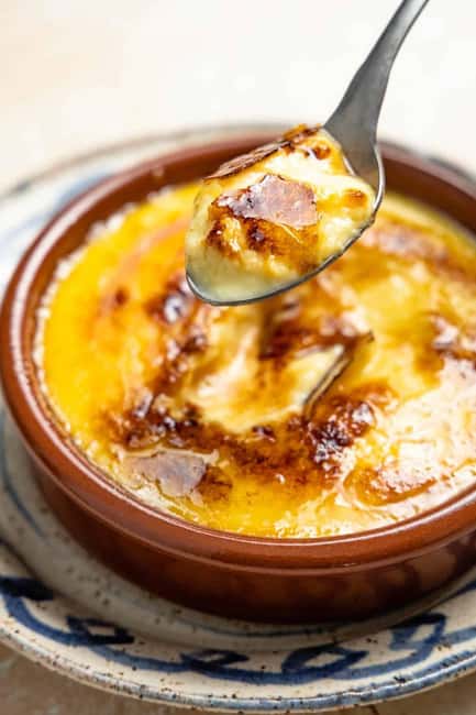 Eat Like a Local: Hidden Gràcia Catalan Tapas Tour Barcelona - Sweet Finale with Crema Catalana at La Pepita