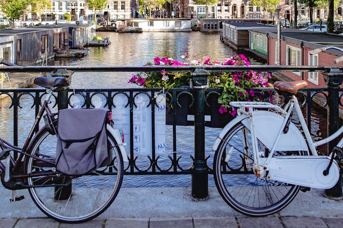 Eating Amsterdam: Albert Cuyp Market & The Pijp Food Tour - Enjoying Bitterballen and a Historic Setting at Cafe Oosterling