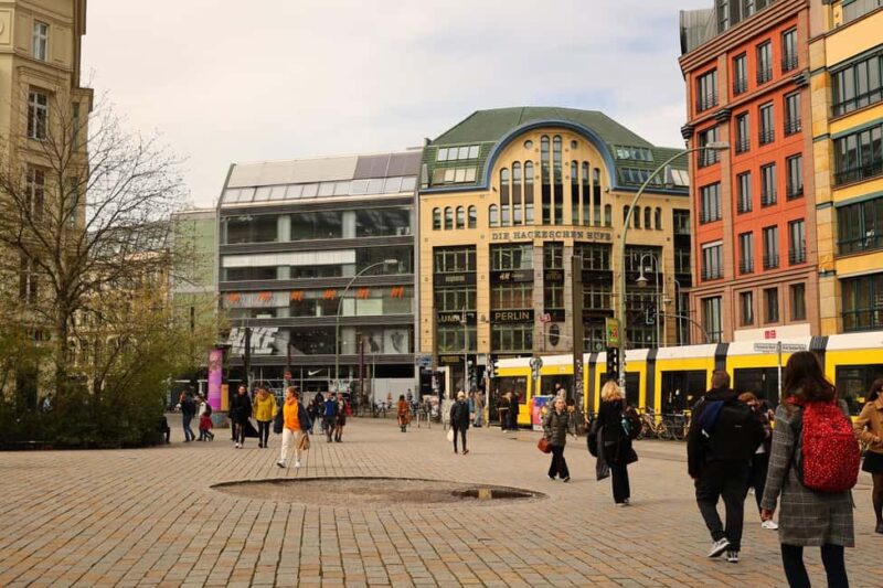 Eating Berlin: City Center Food & Beer Tour - Sampling Berlin’s Iconic Currywurst and More