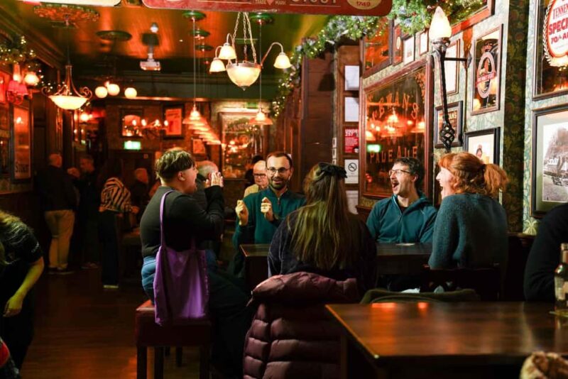 Eating Edinburgh: Old Town Food & Drinks Tour - Sweets in Grassmarket: Scottish Donuts or Gelato