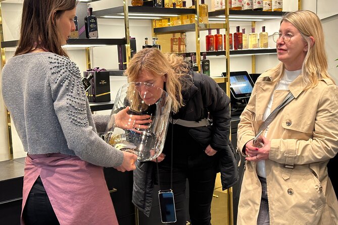 Eating Milan Street Food Tour with Guided Tasting and Sightseeing - Exploring the Ruins of the Roman Circus