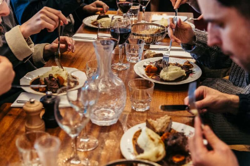 Eating Paris: Le Marais Food & Wine - The Meeting Point and Logistics