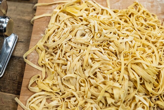 Eating Rome: Trastevere Pasta Making Class with Eating Europe - Discover the Charm of Trastevere with a Pasta-Making Class in Rome