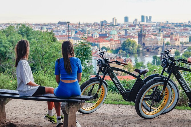 Ebike Sunset tour of Prague - The E-Bikes: Comfort and Ease