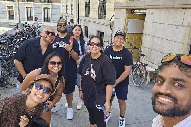 Ebike tour Madrid, green areas and panoramic views. 3 hours - Exploring Madrid’s Green Heart: Parque del Retiro