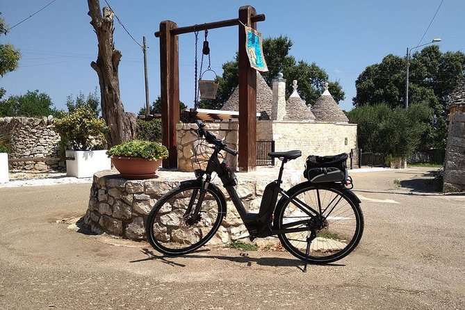 Ebike tours: the villages of Valle d'Itria and tasting of typical products - Food and Lunch Experience at the Farm