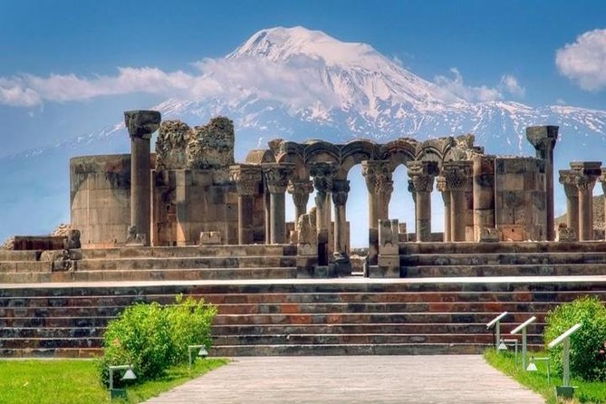 Echmiadzin, Zvartnots, Garni, Geghard, photo stop Azat reservoir - Starting at Echmiadzin Monastery: Armenia’s Religious Heart